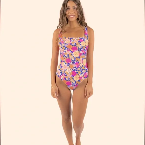 Rip Curl Kamari D-DD One Piece Swimsuit - Picture 3 of 11